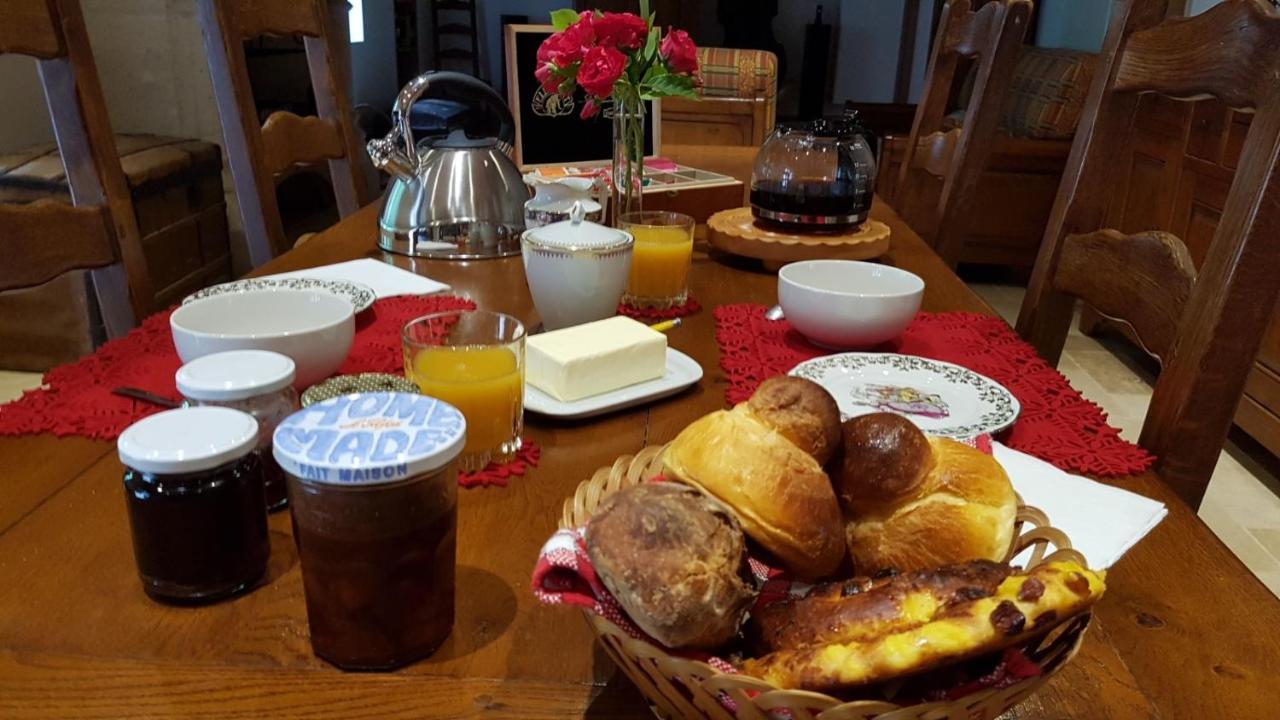 Couette-café Les De Liane Cerdon (Ain)